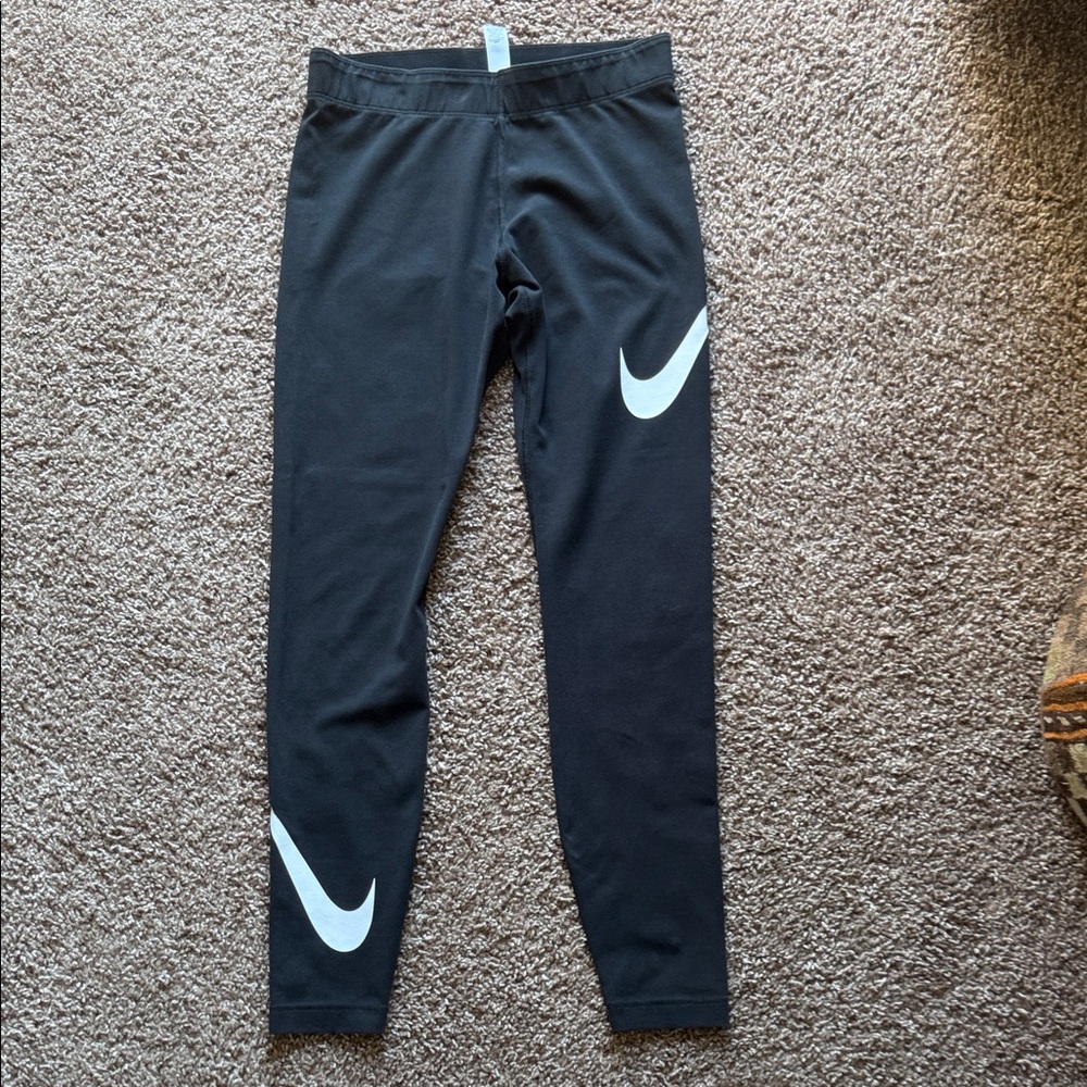 Nike Logo Slim Fit Mid-Rise Leggings - Picture 2 of 8